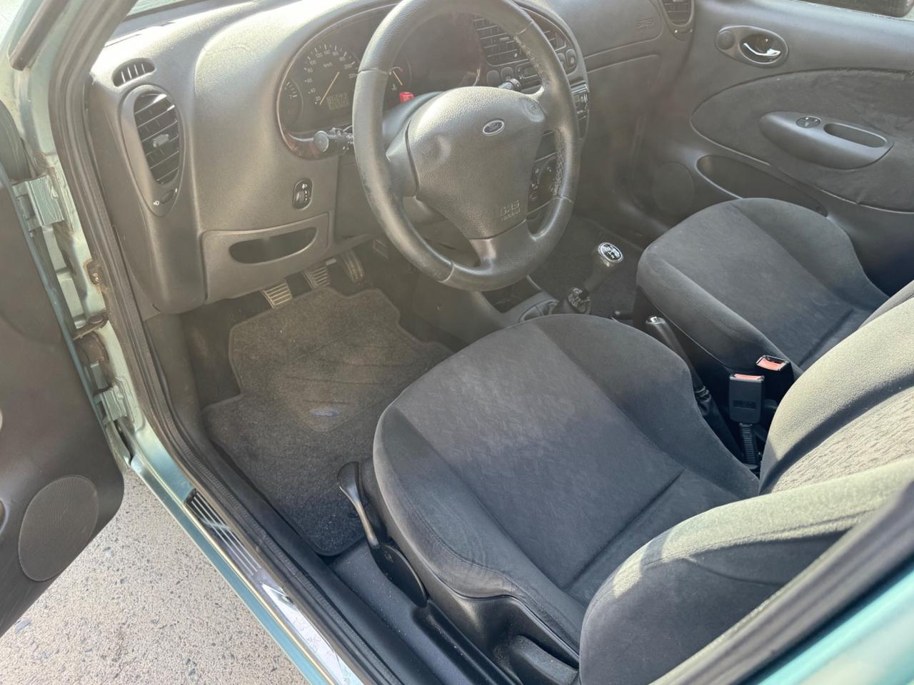 Ford Fiesta 1.2i 16V cat 5 porte Ghia 59.000km