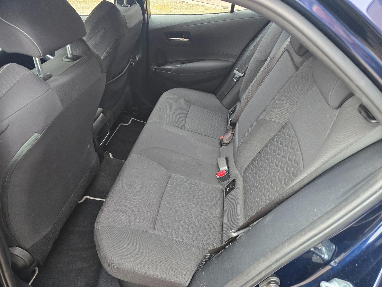 Toyota Corolla 1.8 Hybrid Business