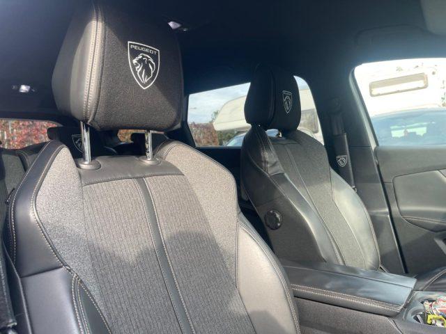 PEUGEOT 5008 BlueHDi 130 S&S GT Line