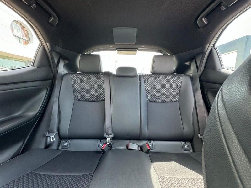 Toyota Yaris Hybrid Lounge MY22