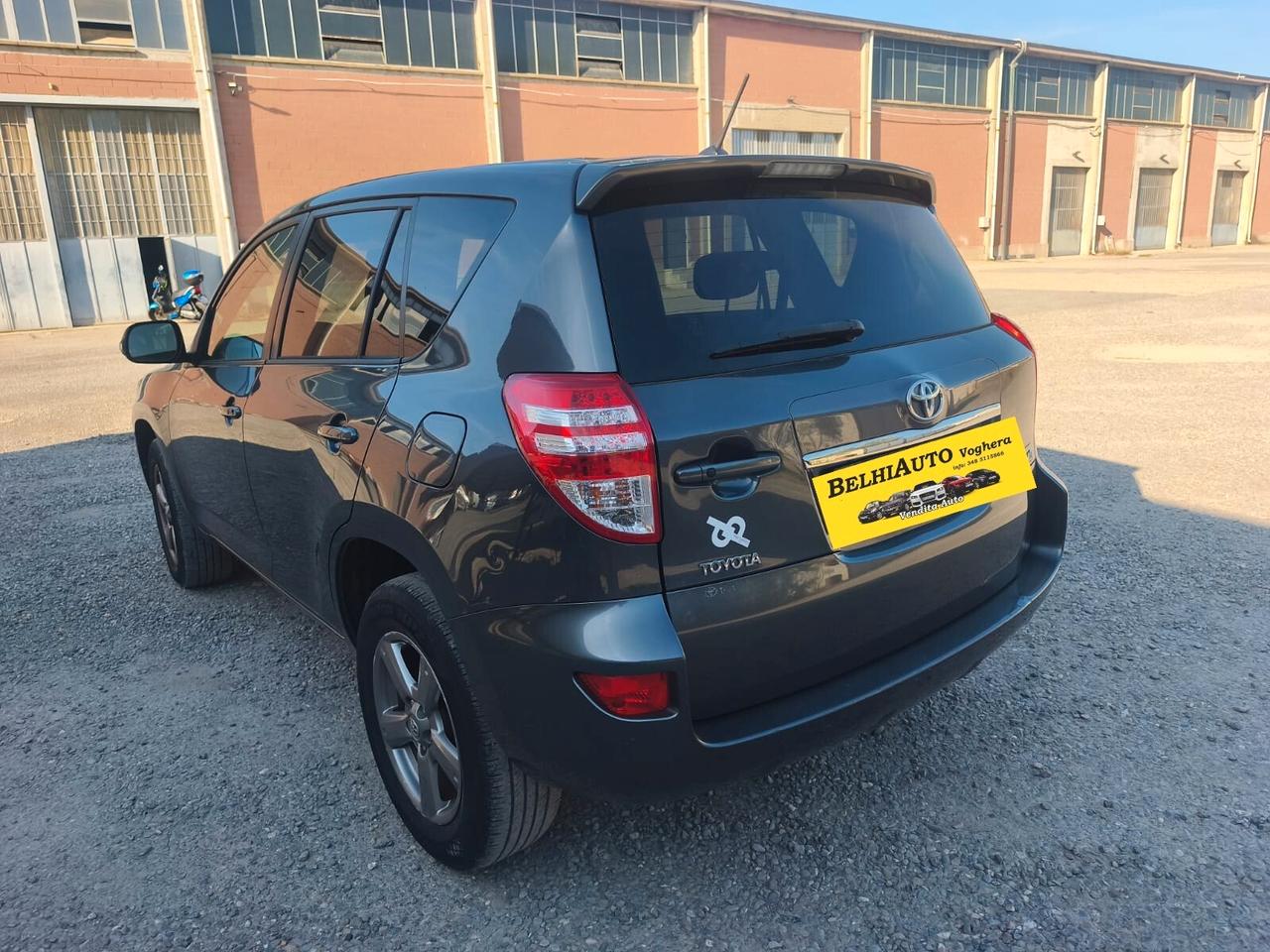 Toyota RAV 4 2012---2.2 Diesel