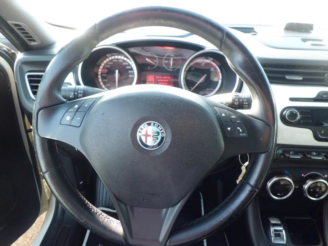 Alfa Romeo Giulietta 1.6 JTDm-2 105 CV Distinctive