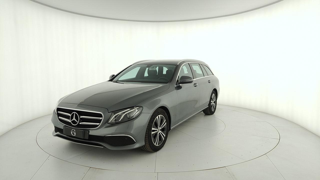 Mercedes-Benz E SW 220 d Business Sport 4matic auto m