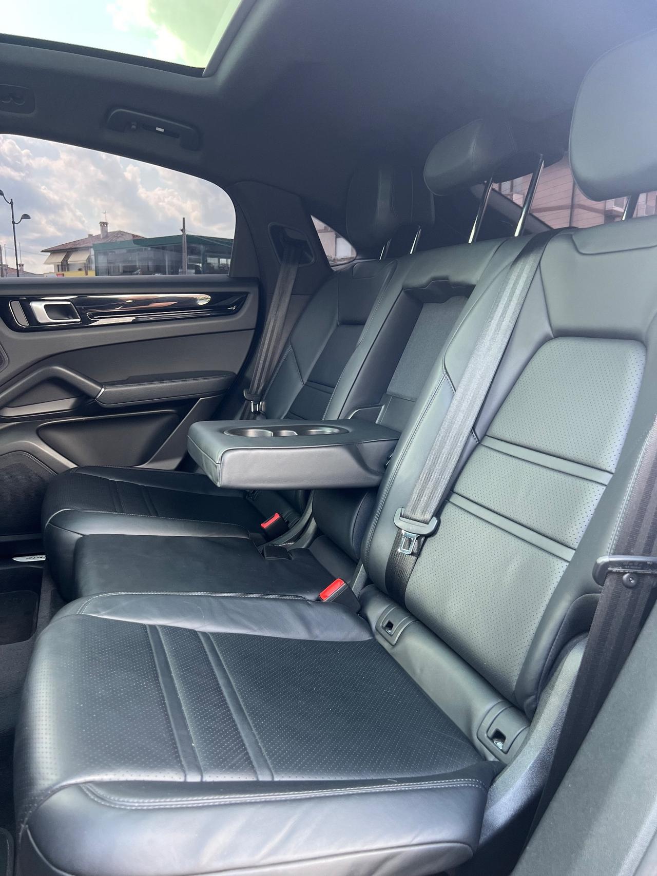 Porsche Cayenne Coupé 3.0 V6