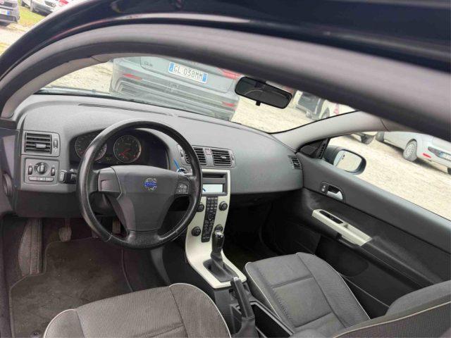 VOLVO C30 1.6 R-Design