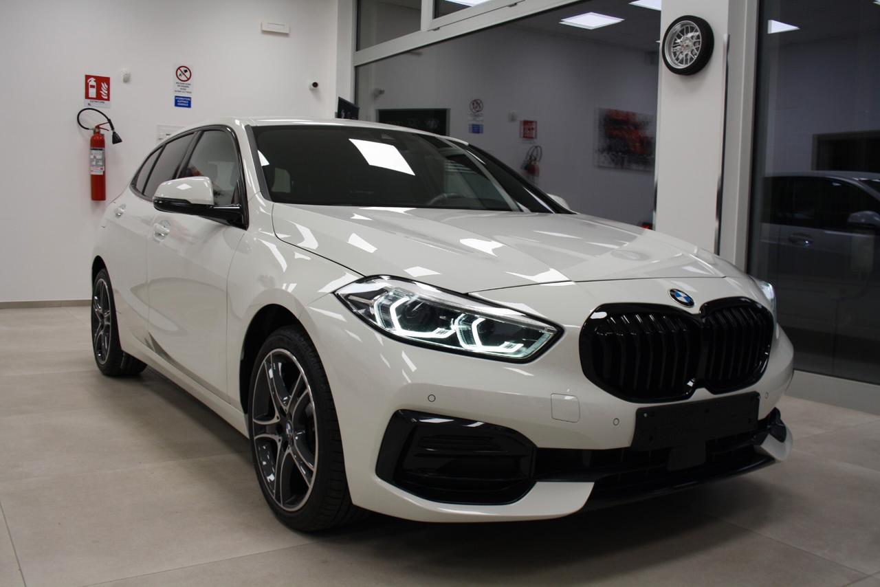 BMW 118D AUTOM 150CV SPORTLINE *2021