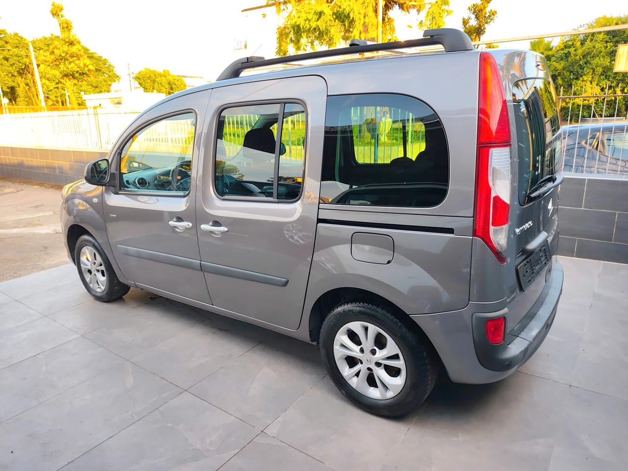 Renault Kangoo 1.5 dCi 90CV 5 posti Limited