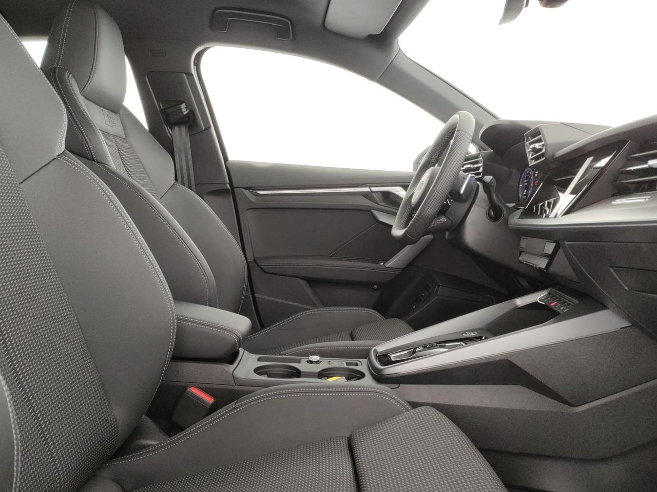 Audi A3 sportback 1.5 tfsi e business advanced 204cv s-tronic