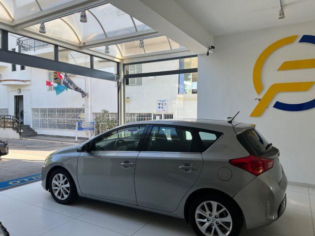 TOYOTA Auris 1.4 D-4D 5 porte