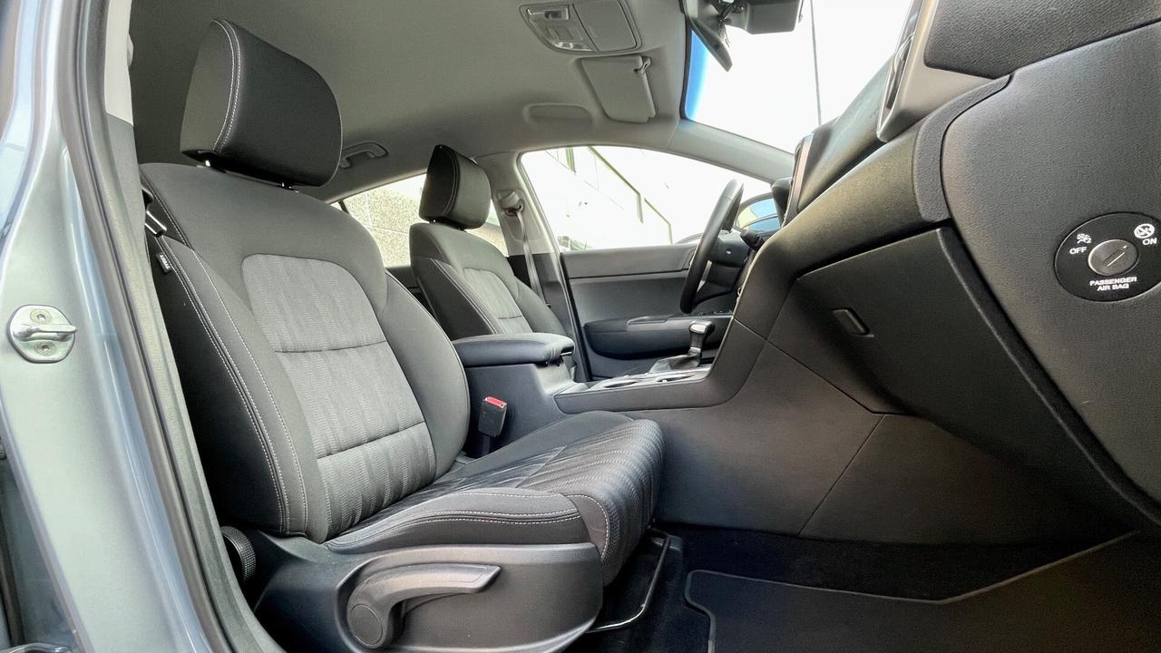 KIA SPORTAGE 1.6 BUSINESS CLASS CRDI DCT7 MH 2WD 136CV - FULL LED, CARPLAY, NEOPATENTATI
