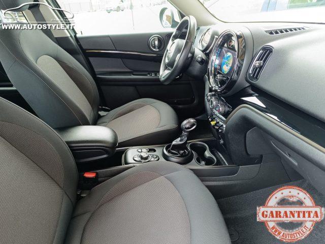 MINI Countryman Cooper SE 1.5 ALL4 STEPTRONIC Essential