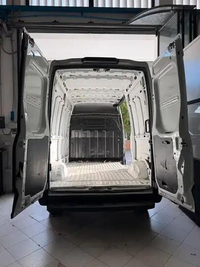 Iveco Daily 33S12V 2.3