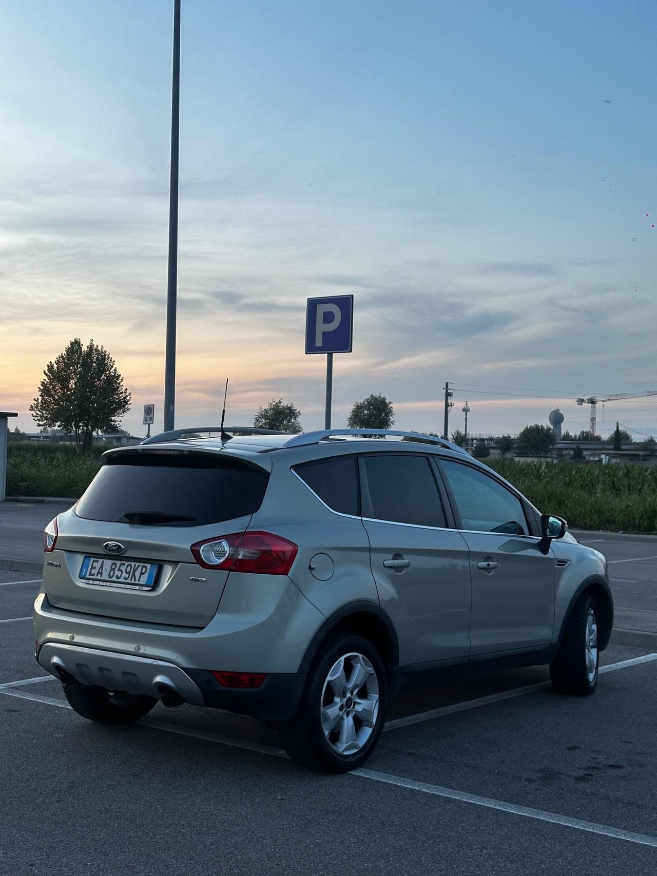 Ford Kuga 2.0 TDCi 136 CV 4WD Titanium DPF
