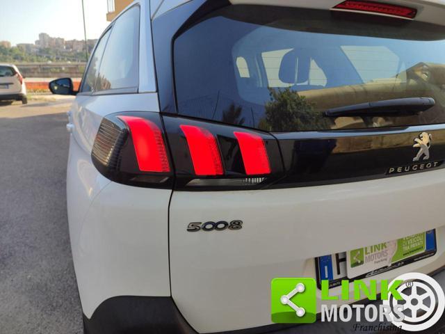 PEUGEOT 5008 BlueHDi 130 S&S Business