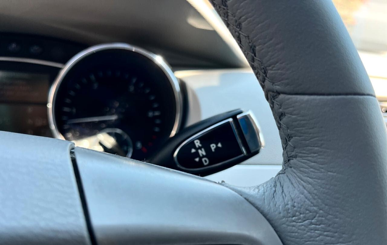 Mercedes-benz R 320 CDI cat 4Matic Sport