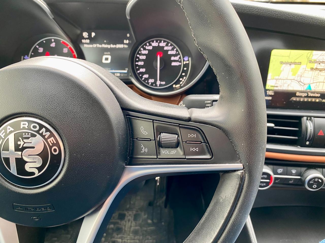 Alfa Romeo Giulia 2.2 Turbodiesel 180 CV AT8 Super