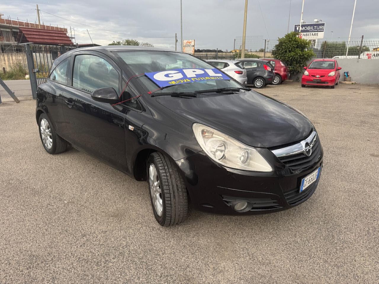 Opel Corsa 1.2 80CV 3 porte GPL-TECH Club