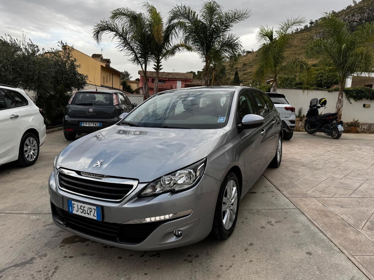 Peugeot 308 BlueHDi 120 S&S SW Business