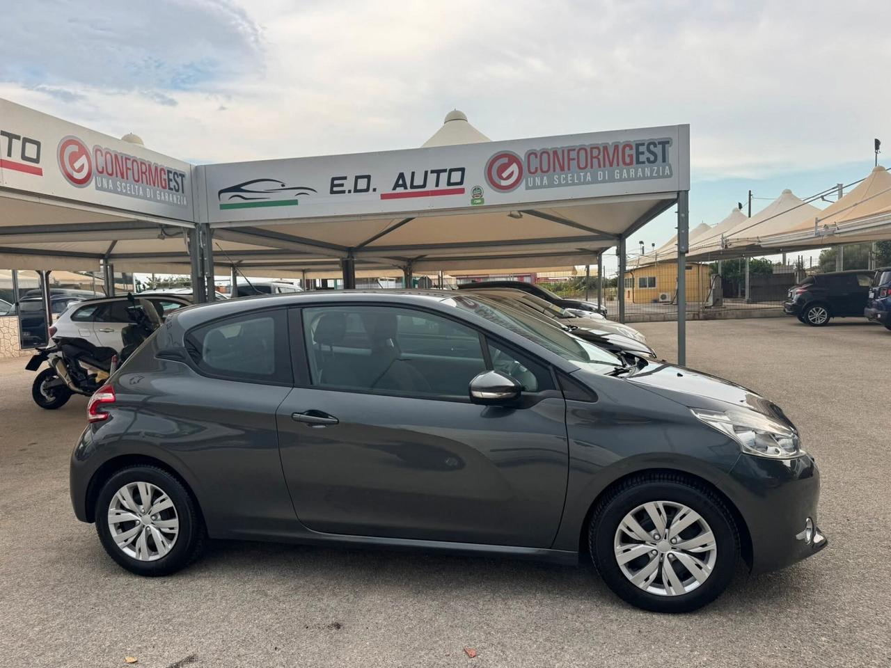 PEUGEOT 208 1400 HDI 68 CV OTTIME CONDIZIONI