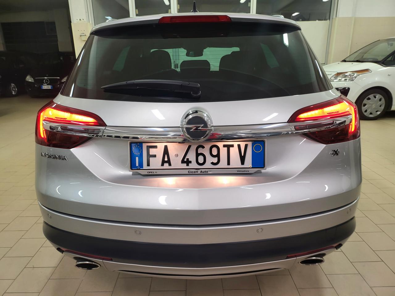 Opel Insignia 2.0 BiTurbo195CV CDTI 4x4 aut. Country Tourer SW