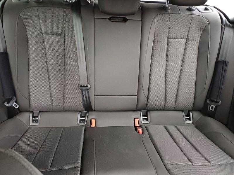 Audi A4 AVANT 40 2.0 TDI MHEV QUATTRO S TRONIC