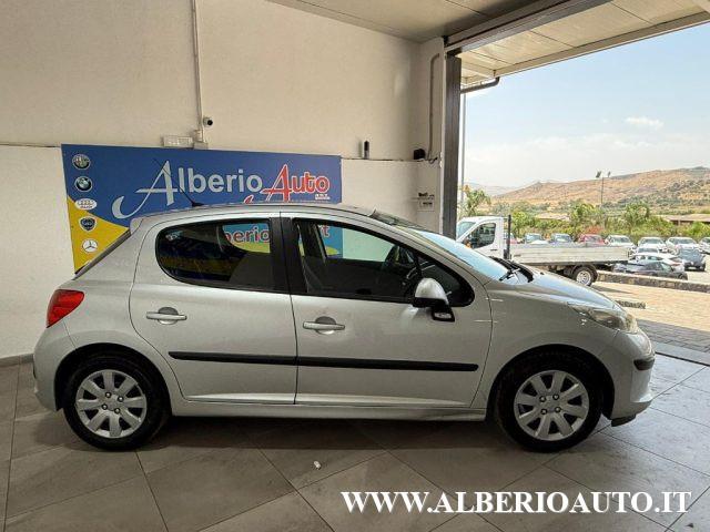 PEUGEOT 207 1.4 HDi 70CV 5p. XT
