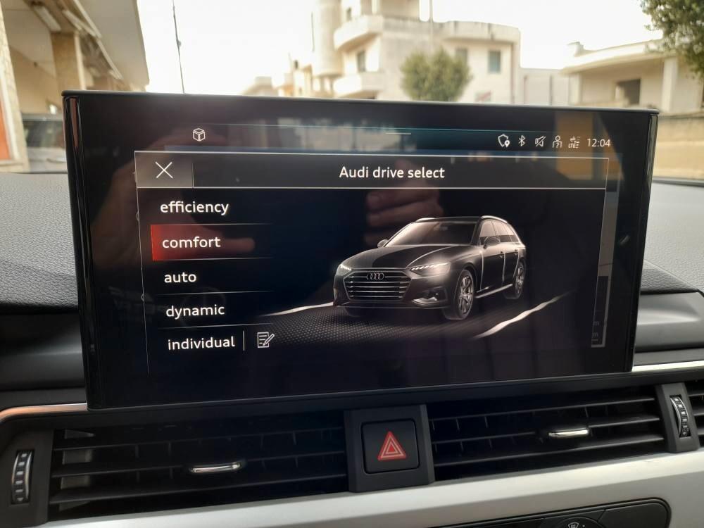 AUDI A4 SW 2.0 TDI S-TRONIC