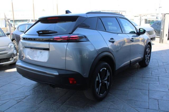 Peugeot 2008 1.2 puretech Allure 100cv con CarPlay