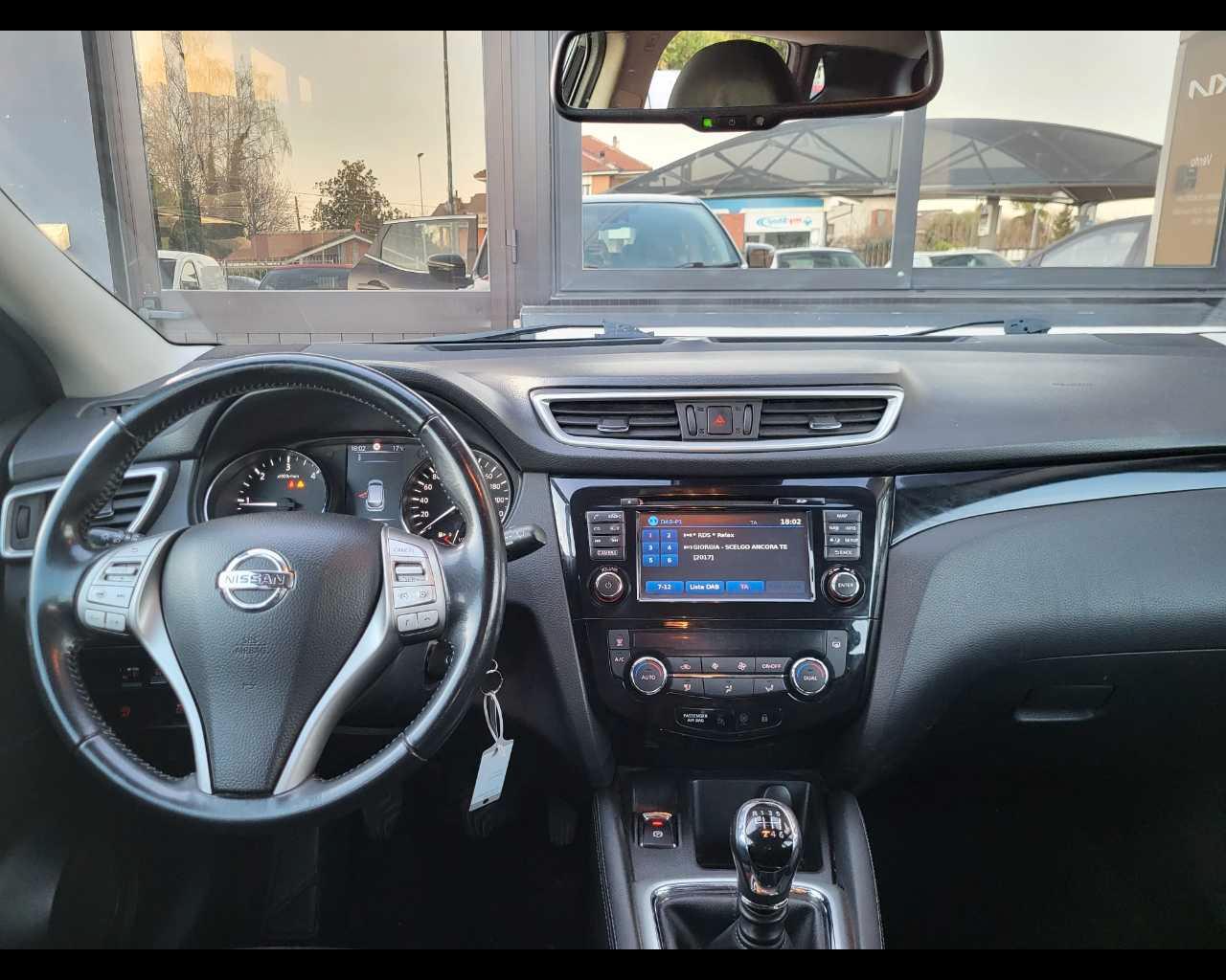 NISSAN Qashqai Acenta 4WD