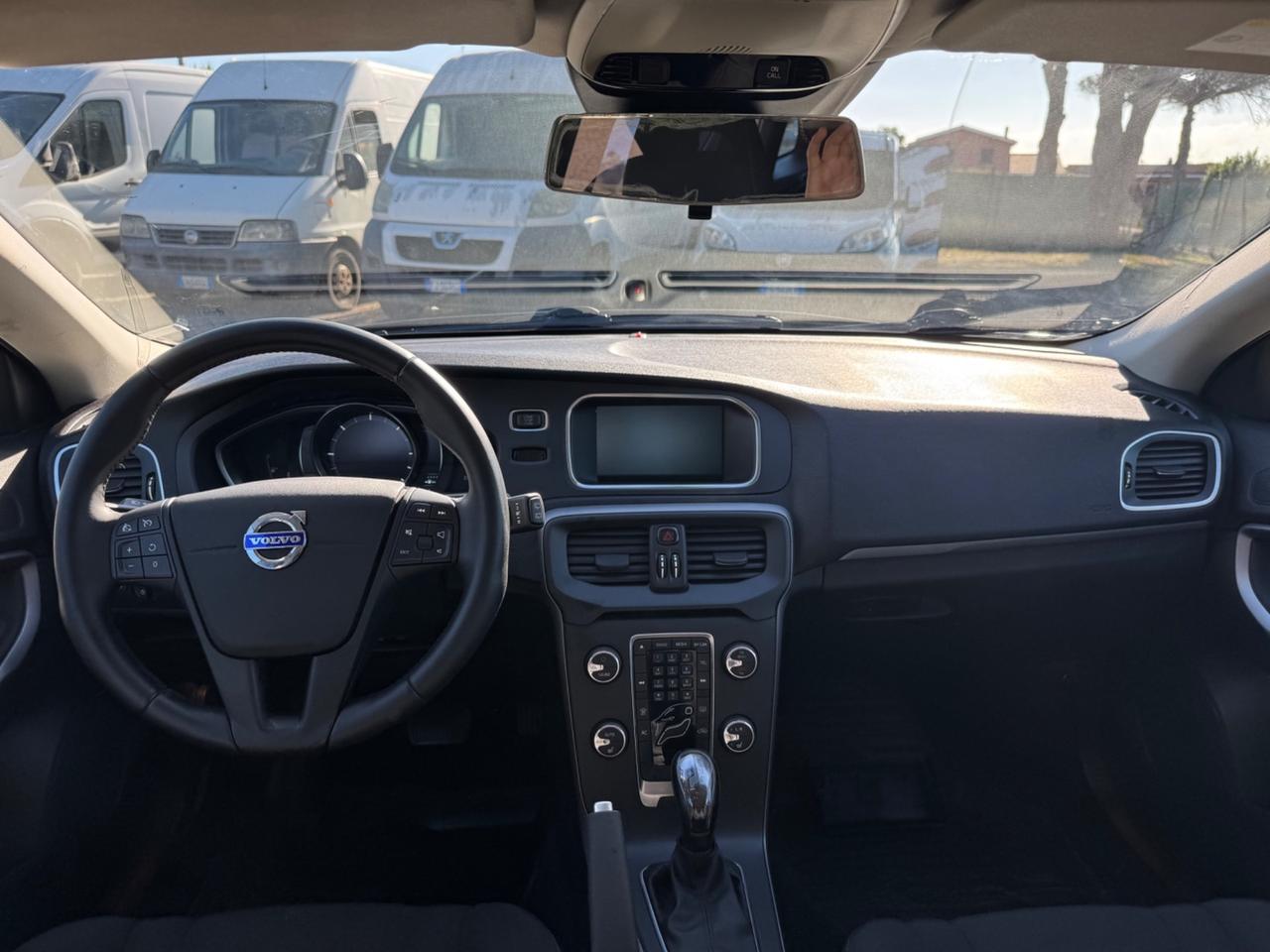 Volvo V40 D2 1.6 Powershift Summum