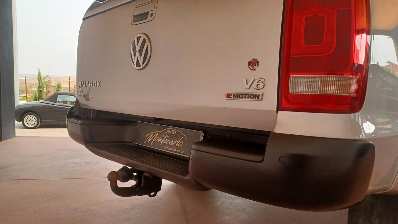 Volkswagen Amarok 3.0 V6 TDI 4MOTION BMT permanente aut. DC Comfortline