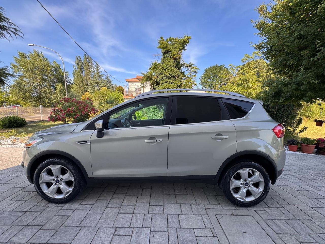 Ford Kuga 2.0 TDCi 136 CV 4WD Titanium DPF
