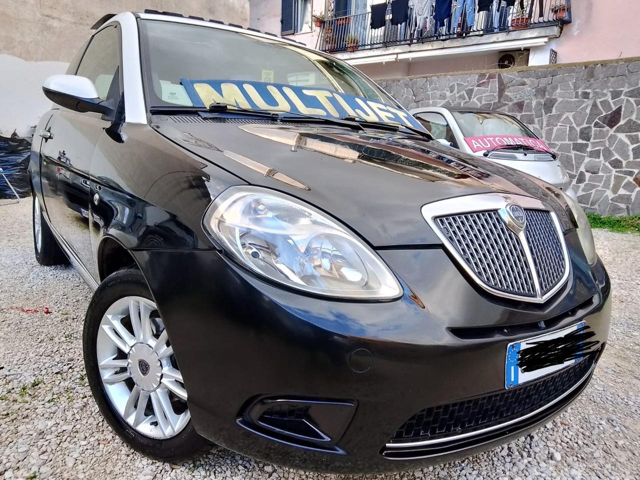 Lancia Ypsilon 1.3 Multijet 16V Momo Design