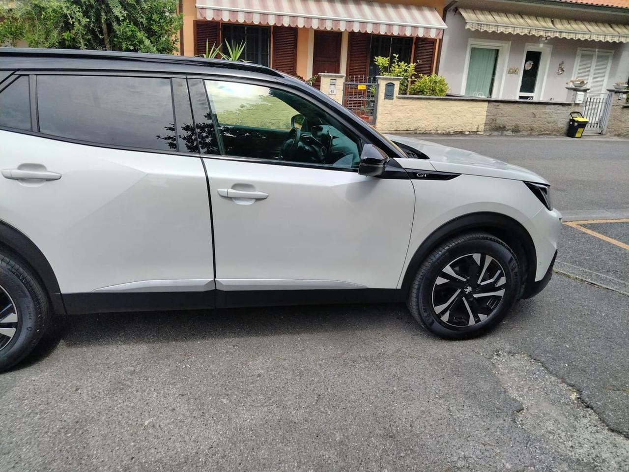 Peugeot 2008 GT 1.5 Blue HDI 110