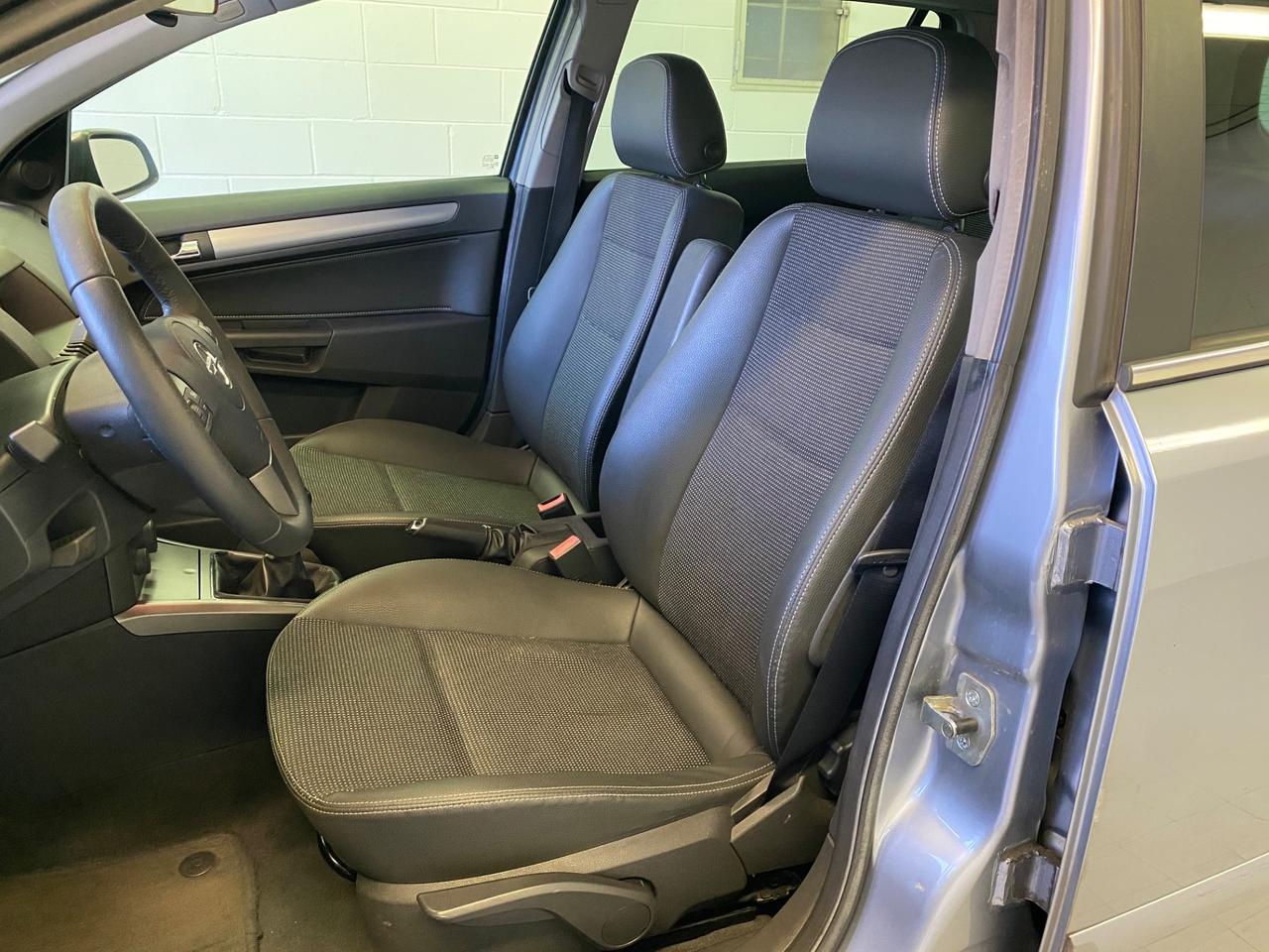 Opel Astra 1.6 16V VVT Station Wagon Cosmo