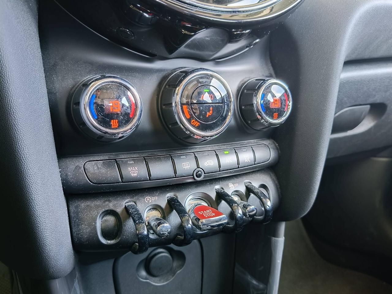 MINI Mini IV F55 2021 5p - Mini 5p 1.5 Cooper Classic
