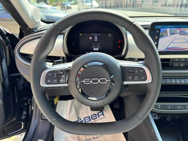 Fiat 600 1.2 hybrid La Prima 110cv auto LED-NAVI-18"