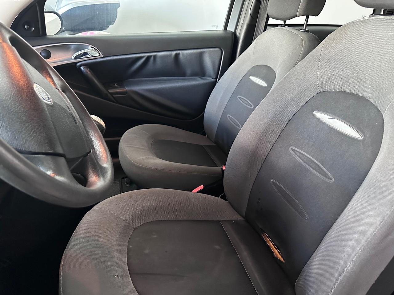 Lancia Ypsilon 1.2 Oro Plus 2008