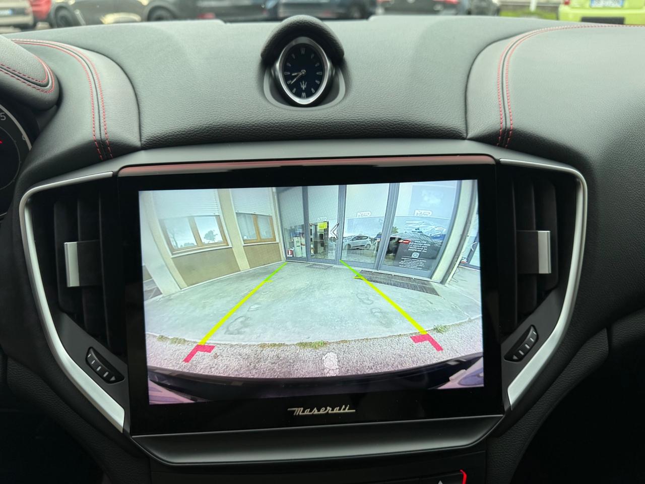 Maserati Ghibli L4 330 CV MHEV Gransport