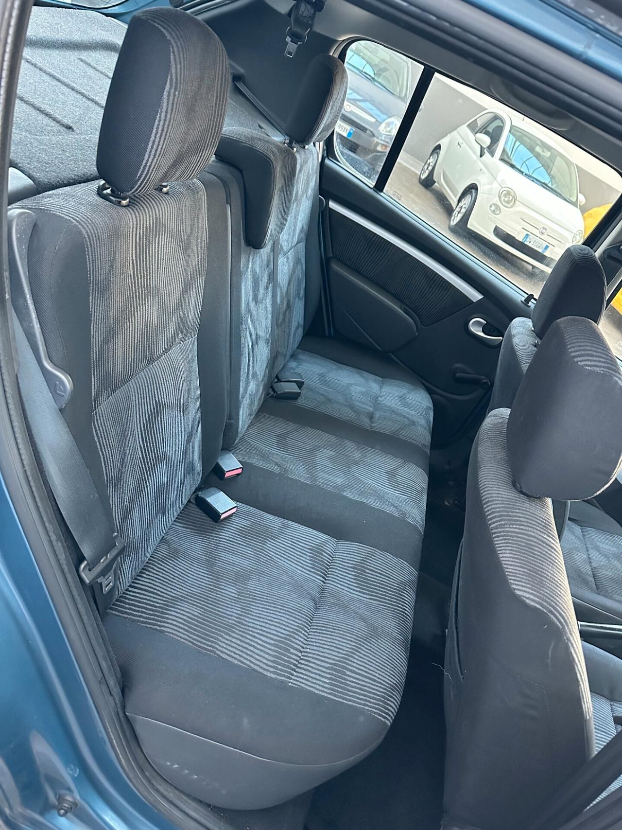 Dacia Sandero 1.4 Benz/gpl di serie, buoni condizioni generali