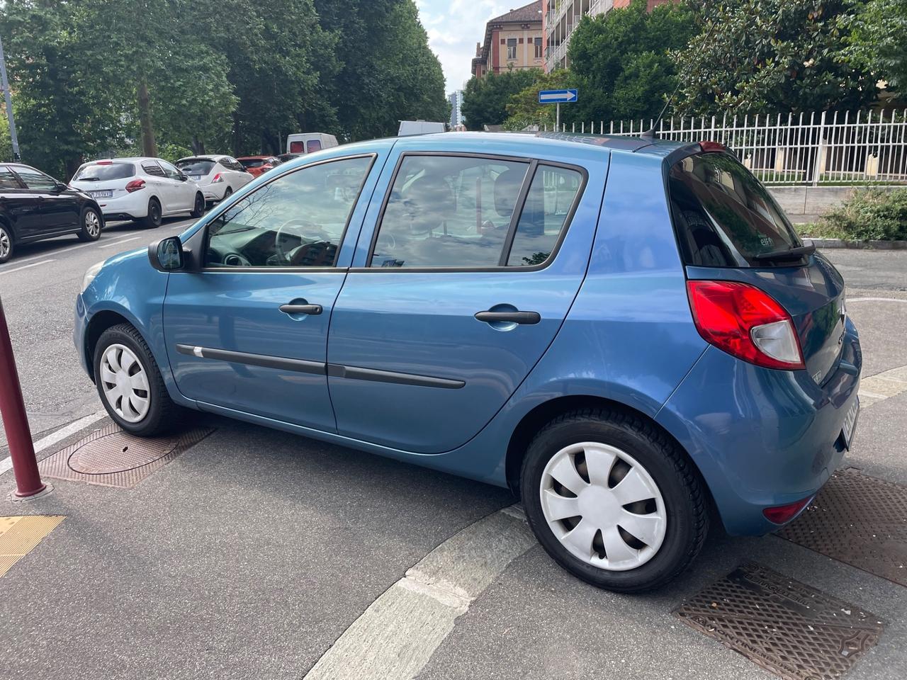 Renault Clio 1.2 16V 5 porte/1PROP/GARANZIA 12 MESI