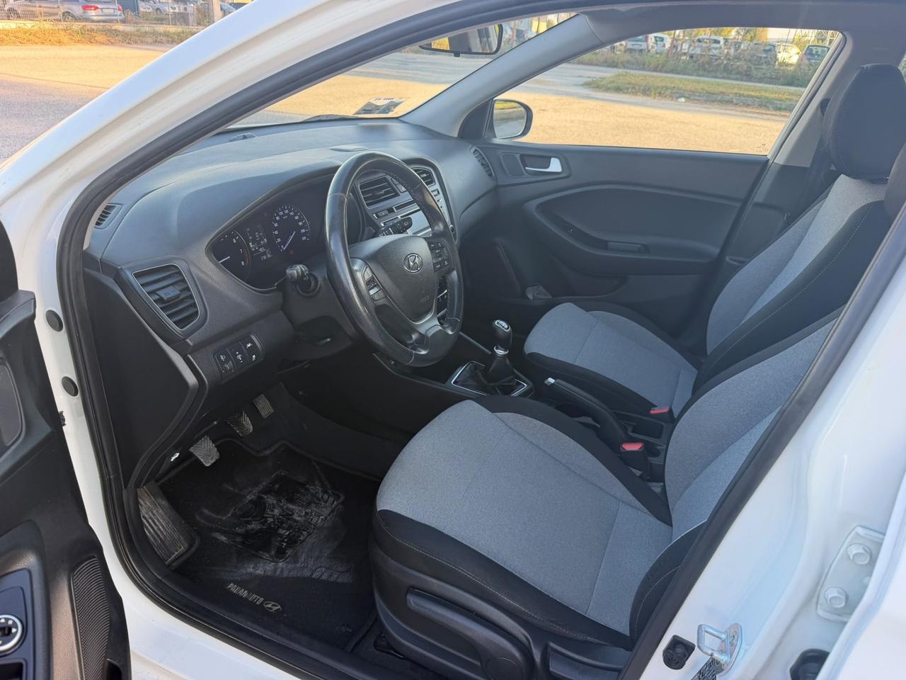 Hyundai i20 1.2 benzina 2015 Style