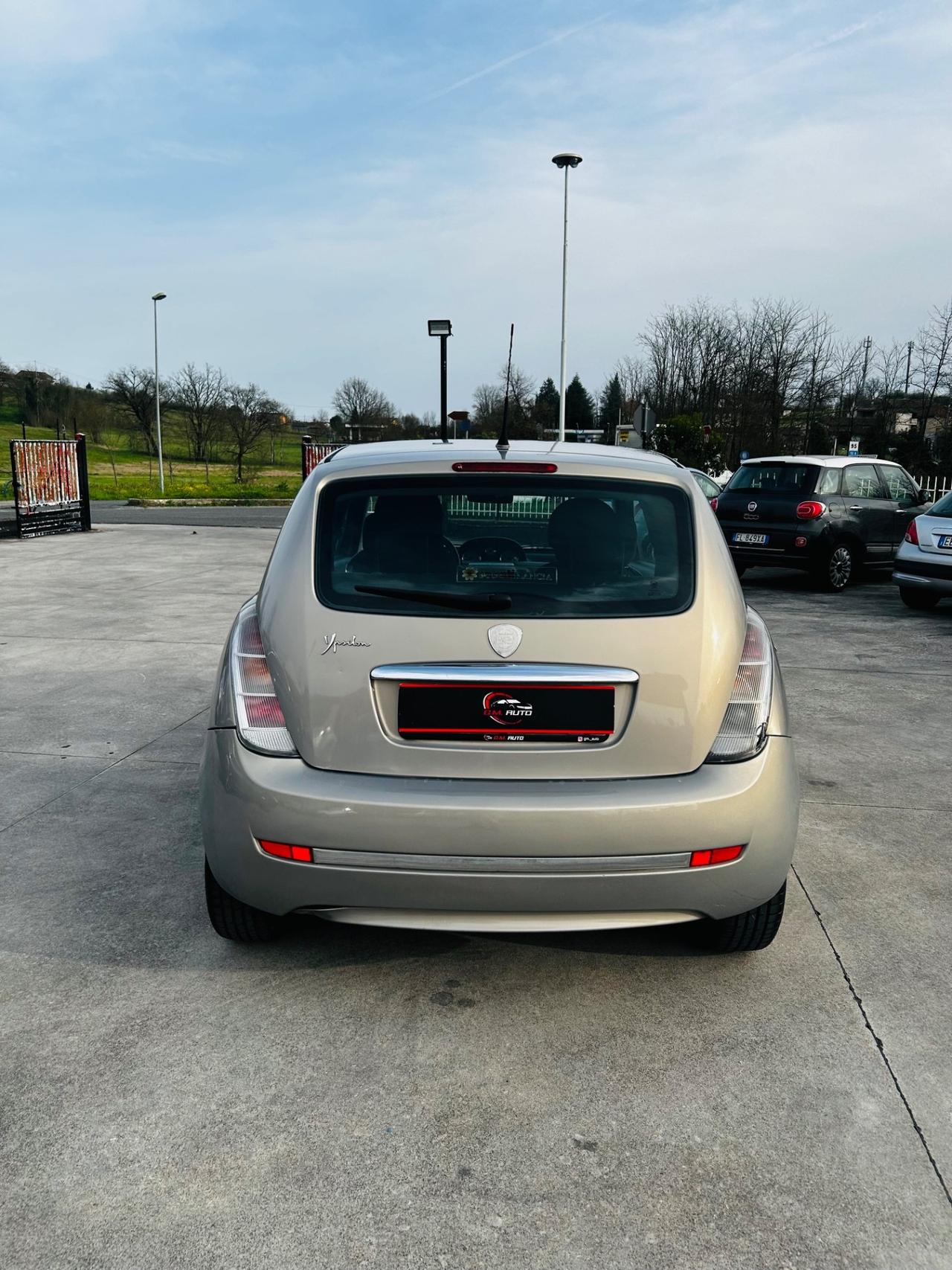 Lancia Ypsilon 1.2 Argento
