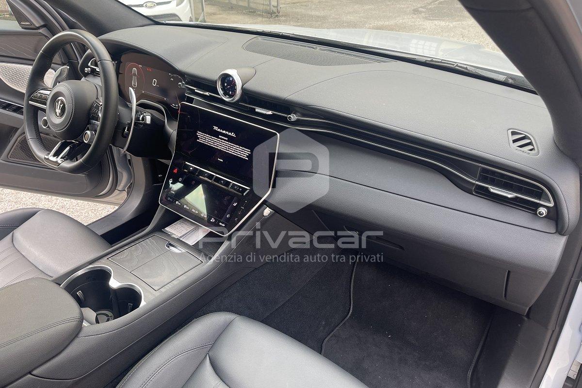 MASERATI Grecale MHEV 300 CV AWD GT