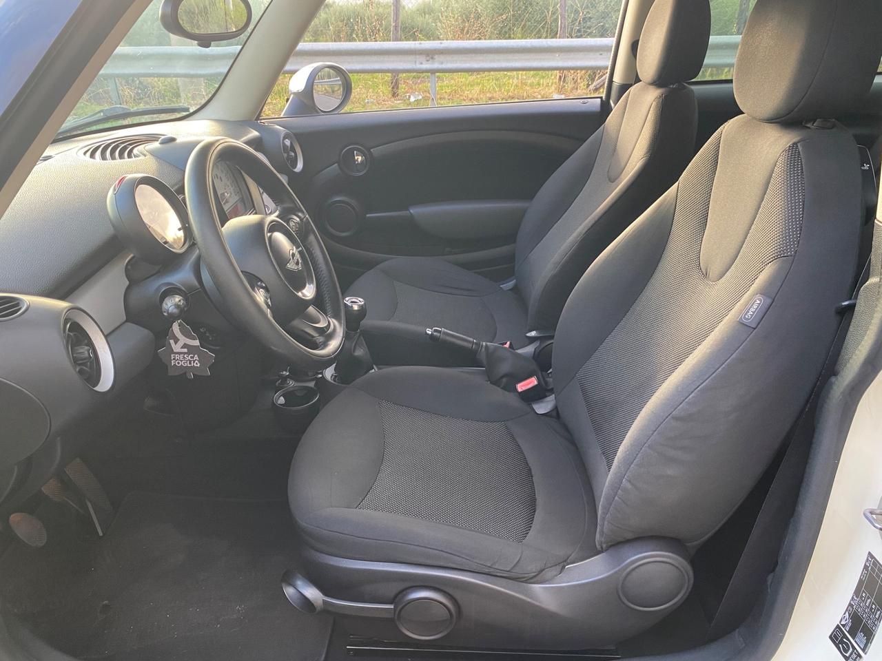 Mini Cooper 1.6 Diesel 109cv