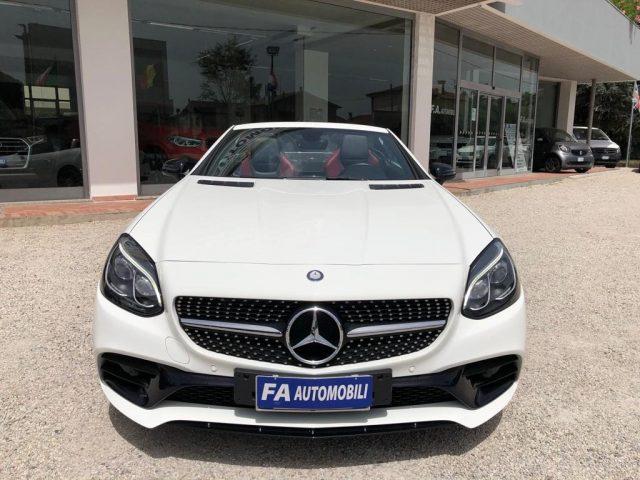 MERCEDES-BENZ SLC 200 AMG LINE