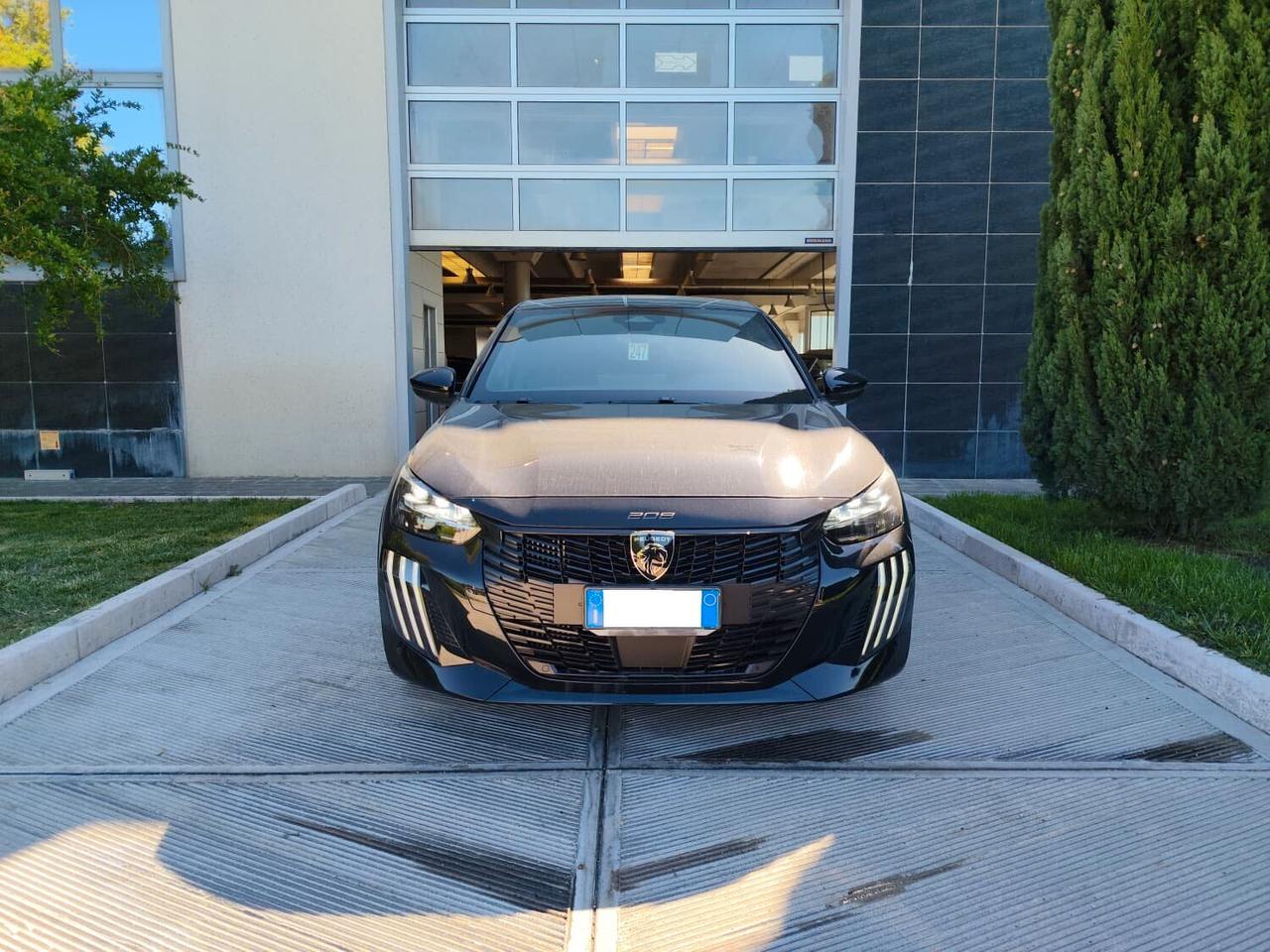 Peugeot 208 Hybrid 145 e-DCS6 GT