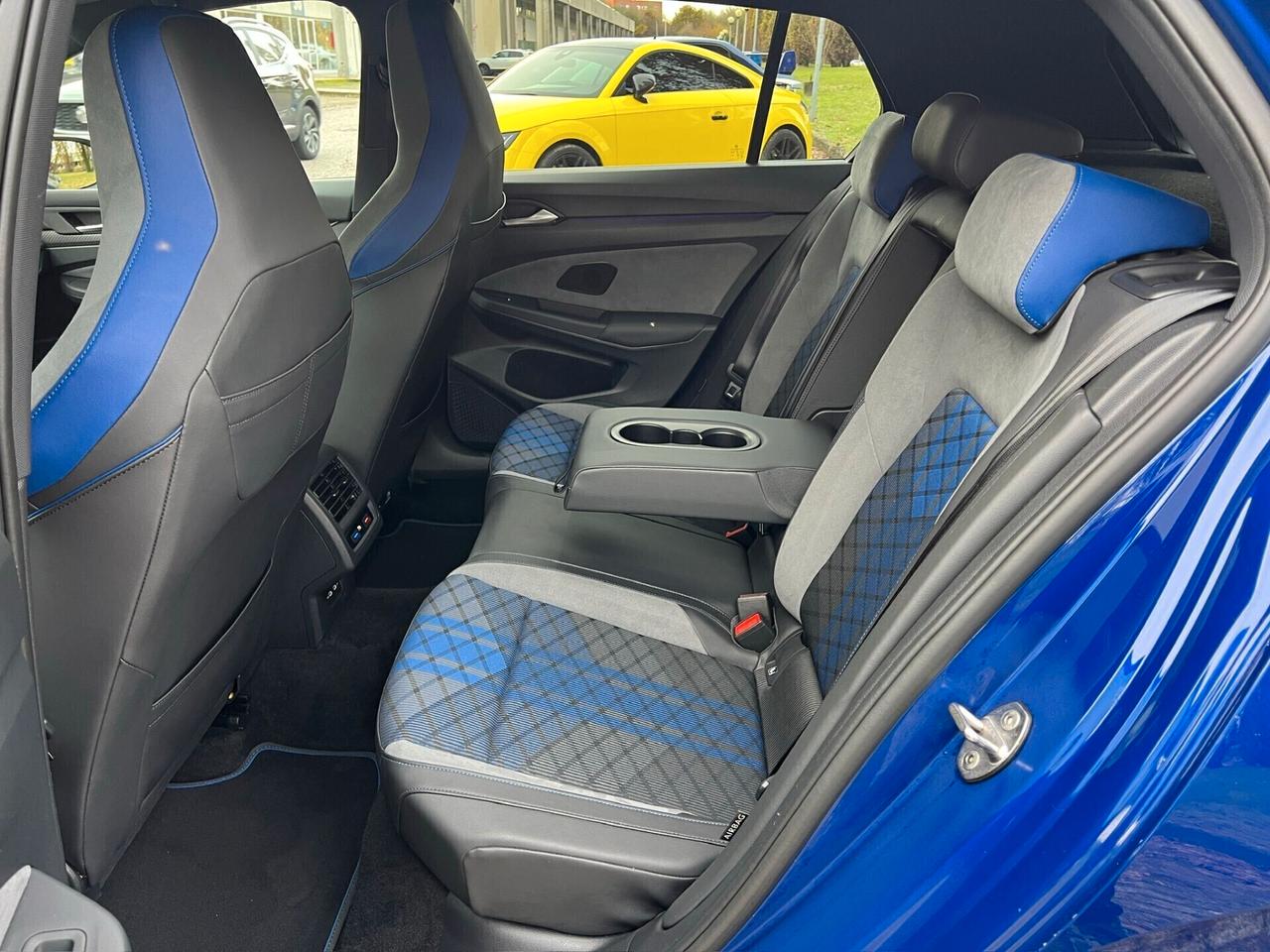 Volkswagen Golf 8R 320CV IVA ESPOSTA