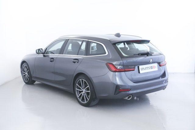 BMW 320 d 48V xDrive Touring Advantage Cerchi 18''/CarPlay