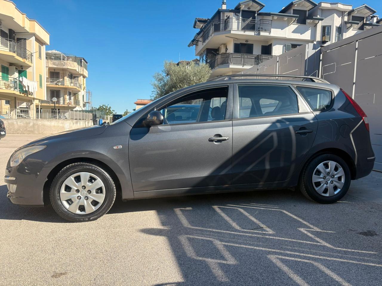 Hyundai i30 CW 1.6 CRDi VGT 16V 90CV